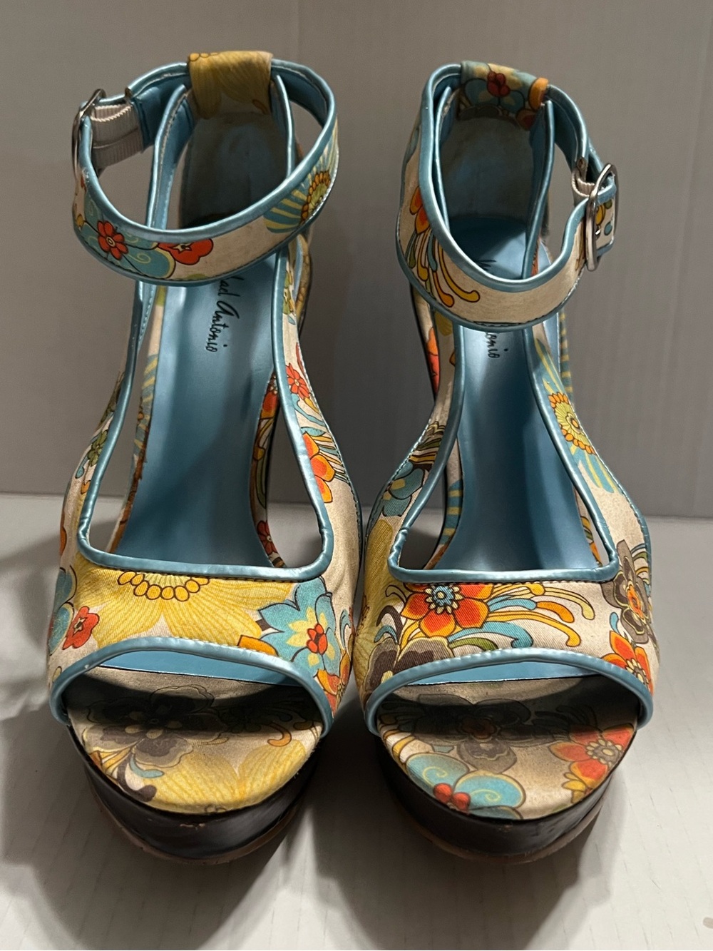 Michael Antonio Women’s Halia Wedge sandals